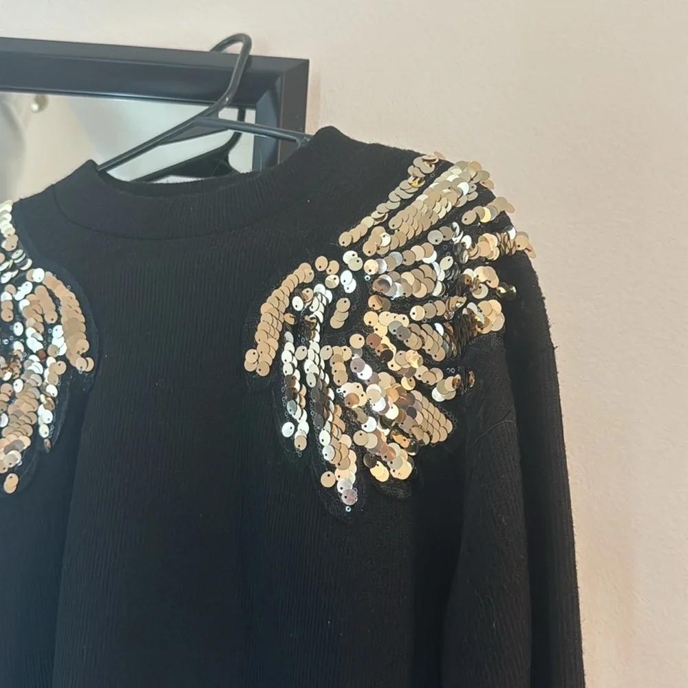 Gold Wing Shape Sequin Black Sweatshirt - Picture 2 of 4